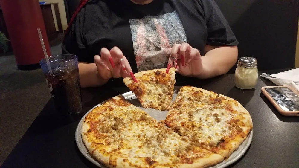 Italian Sausage& Hamburger Medium Pizza